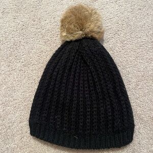 •Pure Barre• Beanie